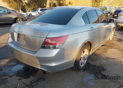 2008 Honda Accord 2.4 Lx-P z USA, uszkodzony, nr VIN JHMCP264X8C045230